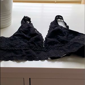 Beautiful lace bralette - size 36